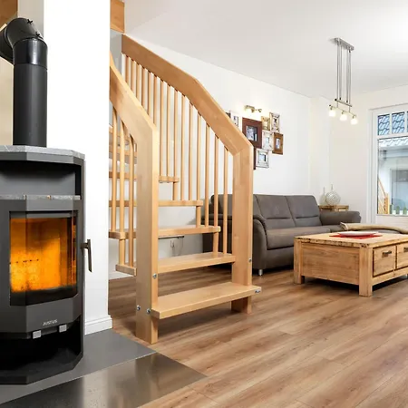 Doppelhaeuser Zum Reetmoor Haus Hannah