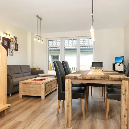 Semesterbostad Doppelhaeuser Zum Reetmoor Haus Hannah *