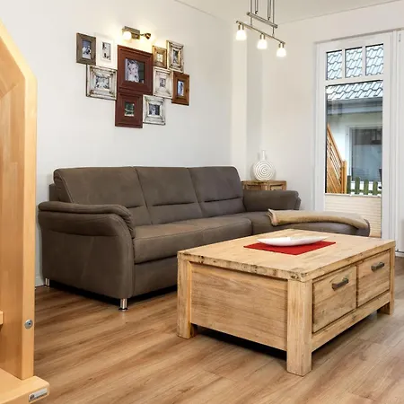 Doppelhaeuser Zum Reetmoor Haus Hannah Semesterbostad Insel Poel