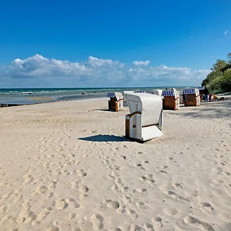 Semesterbostad Doppelhaeuser Zum Reetmoor Haus Hannah *