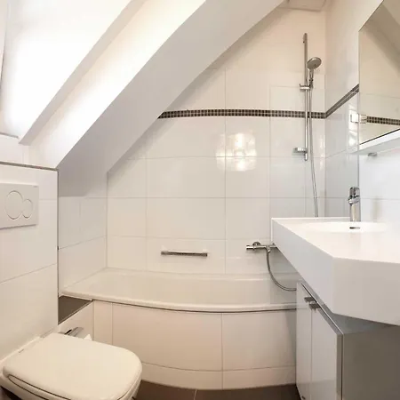 Doppelhaeuser Zum Reetmoor Haus Hannah *