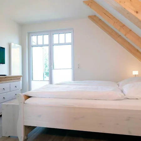 Semesterbostad Doppelhaeuser Zum Reetmoor Haus Hannah Insel Poel